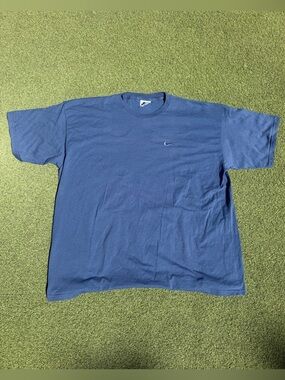 RARE VINTAGE 90s MADE IN USA NIKE TAG OVERSIZED PLAIN BLUE STITCHED TEE